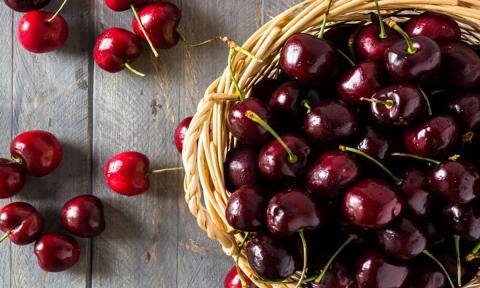 قیمت عجیب گیلاس در بازار