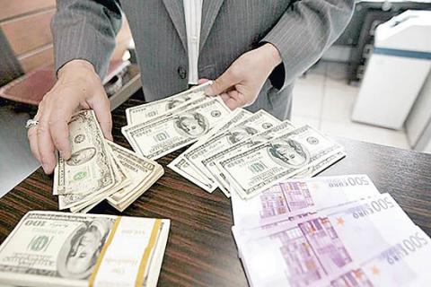 آرامش در 3 بازار حکمفرما شد