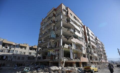 کمک بلاعوض به زلزلهزدگان با شرط و شروط!