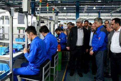 بازدید مدیرعامل ایران خودرو از شرکت ایمن خودرو