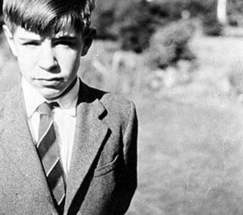 نابغه فیزیک جهان، وقتی سالم بود