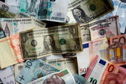 ارزش یورو در برابر دلار بالا رفت