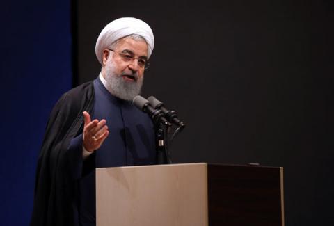 روحانی: با گذاشتن قرآن در داشبورد، خودرو اسلامی نمیشود