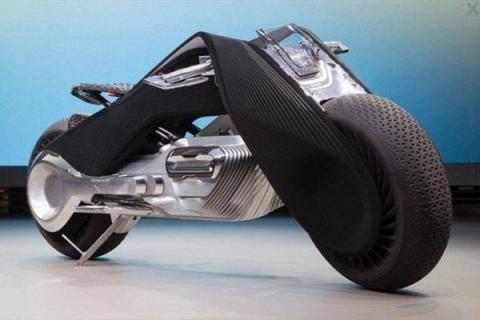 رونمایی «BMW» از یک موتور شگفتانگیز